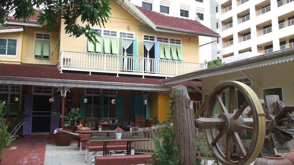 Panida Suite Hotel بانكوك المظهر الخارجي الصورة